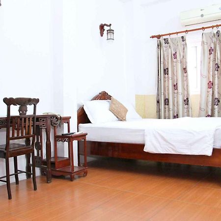 Hoang Cuong Hotel 15 Nguyen Thai Hoc Hanoj Exteriér fotografie